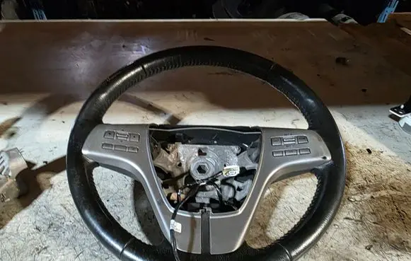 Mazda 6 Steering wheel