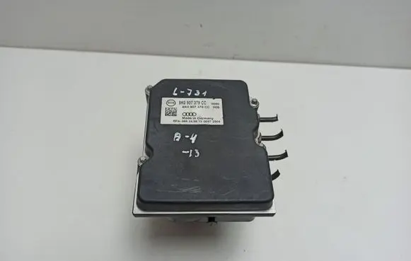 Audi A4 S4 B8 8K ABS Pump 8K0907379CC