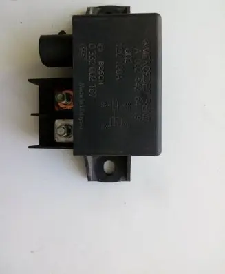 Mercedes-Benz E W211 Charging relay A0025426419