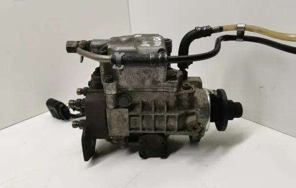 Skoda Octavia Mk1 (1U) Fuel injection high pressure pump 038130107D 2464463336 858023