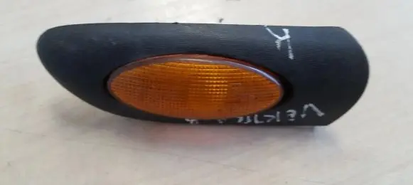 Opel Vectra B Front fender indicator light
