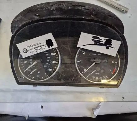BMW 3 E90 E91 Speedometer (instrument cluster)