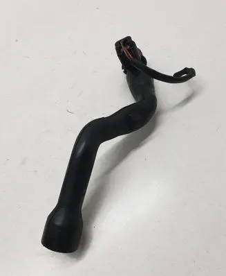 Mercedes-Benz CLS C219 Breather hose/pipe A6420160381