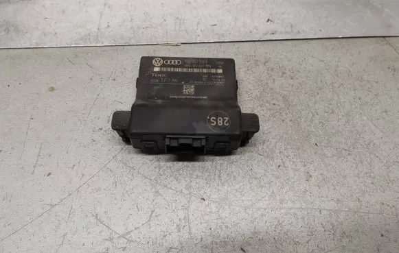 Volkswagen Touran I Gateway control module 1K0907530F 1K0907951