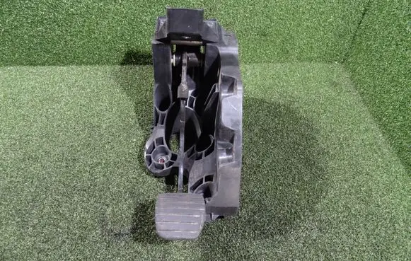 Brake pedal