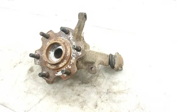 Mitsubishi Pajero Front wheel hub