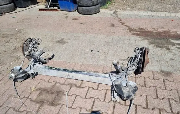 Renault Kangoo II Rear axle beam with reductor XXXXXXXXXX