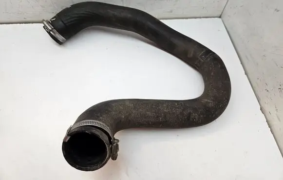 Peugeot 5008 II Intercooler hose/pipe 9820100780