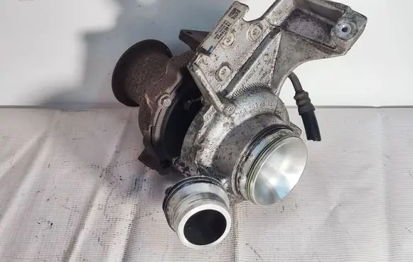 BMW X3 E83 Turbo GT1749 7810189C02 TG73789