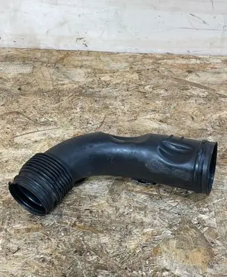 BMW X3 F25 Turbo air intake inlet pipe/hose 8512381 13718512381