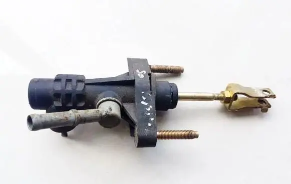 Toyota Auris 150 Clutch master cylinder