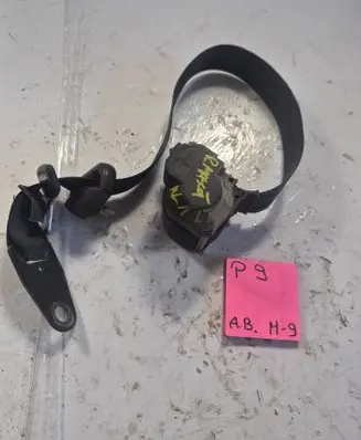 Renault Mascott Rear seatbelt 11435945 33004363
