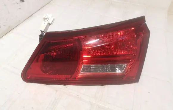 Lexus IS 220D-250-350 Tailgate rear/tail lights 5342