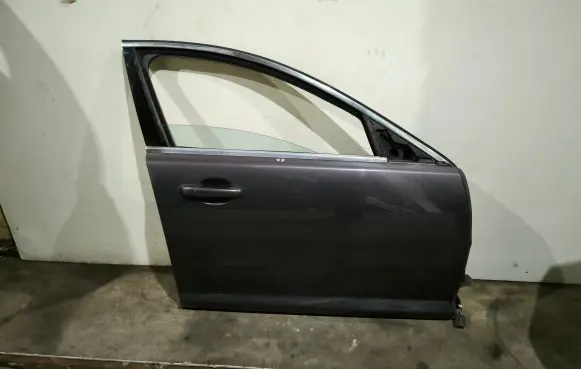 Jaguar XF X250 Front door