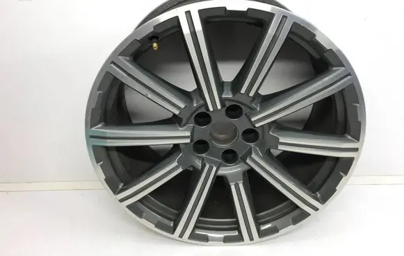 Audi Q7 4M R20 alloy rim 4M0601025CJ