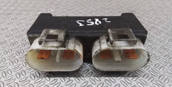Coolant fan relay