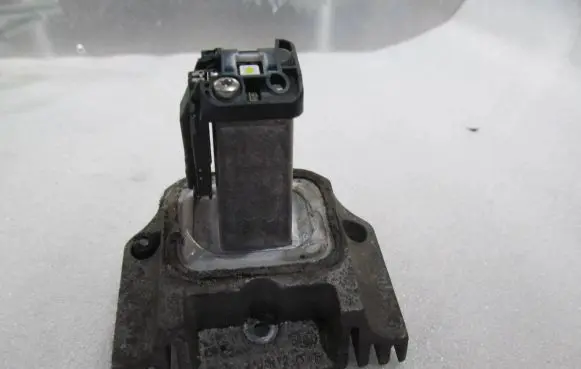 BMW 1 F20 F21 Headlight/headlamp bulb 17842200