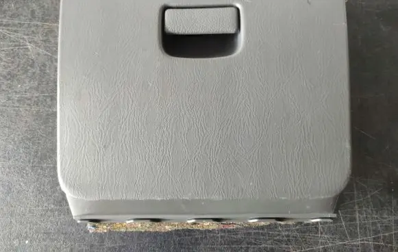 Suzuki Grand Vitara II Glove box set 