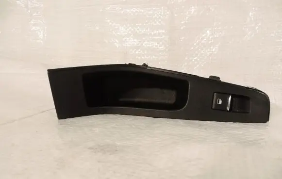 Ford Fiesta Quarter vent window switch H1BT-14529-AA