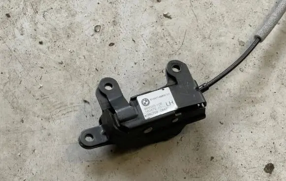 BMW X5 E70 Tailgate/trunk/boot lock/catch/latch 51247149630 988585106 16367210