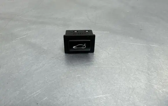 BMW 7 F01 F02 F03 F04 Tailgate opening switch 9200316