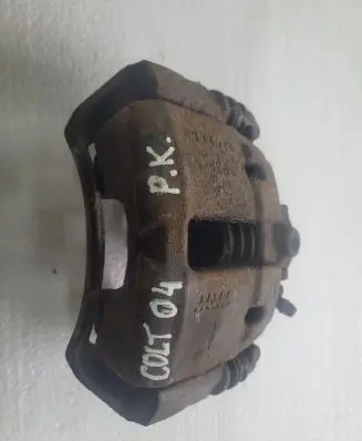 Mitsubishi Colt Front brake caliper