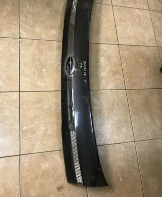 Subaru Outback Tailgate trim