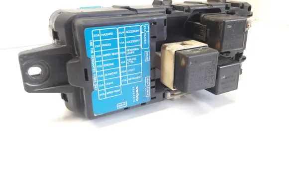 Volvo S40, V40 Fuse module 30807016