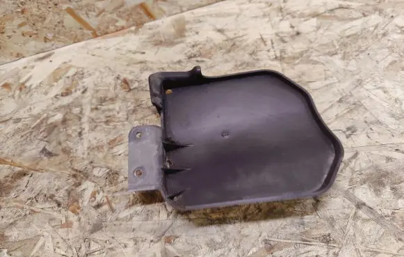 Maserati Quattroporte Other engine bay part 199058