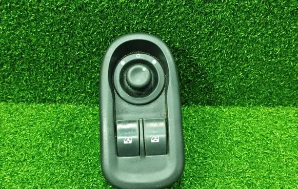 Renault Master III Electric window control switch 8200637849 476806 1007479