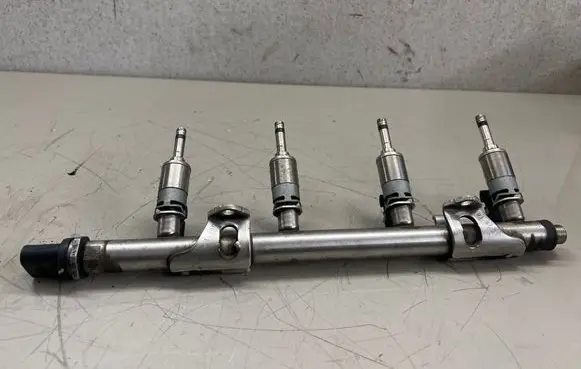 Audi A4 S4 B9 Fuel main line pipe 04E133320D 604120380