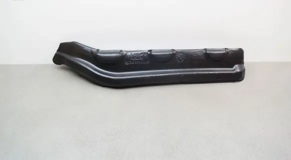 BMW 1 F40 Fender end trim 7448812