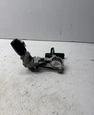 Dacia Duster Ignition lock