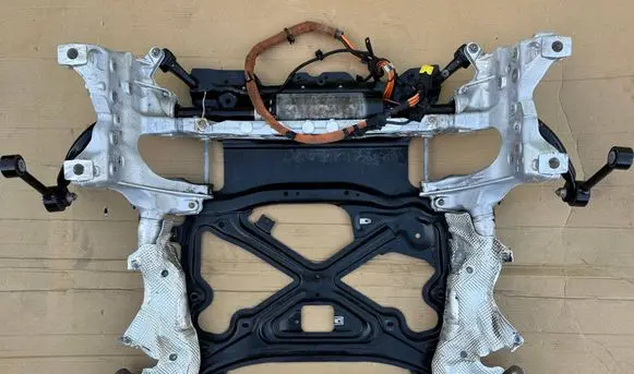 Audi SQ7 Front subframe 4M0399315P