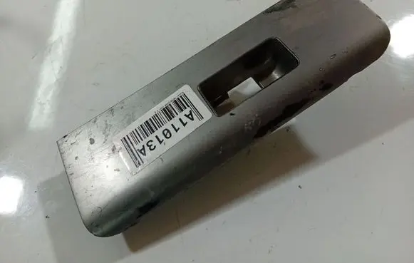 Nissan Pathfinder R51 Electric window control switch 82961EA300