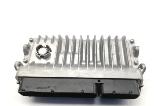 Toyota Auris E180 Engine control unit/module 896610ZU60