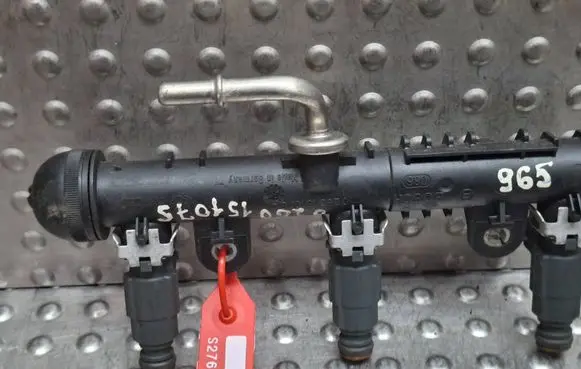 Opel Corsa C Fuel injectors set S27635268 0280155965 0280151075