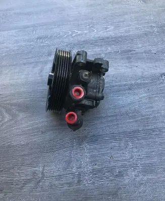 Mazda 3 I Power steering pump