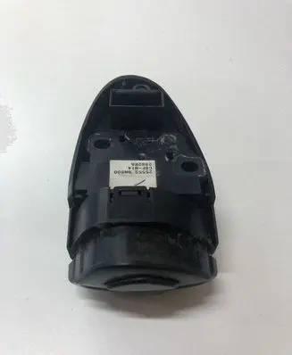 Nissan X-Trail T30 Steering wheel buttons/switches 25552BN800 C8FN14 2882RA