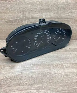Renault Megane II Speedometer (instrument cluster) 215781612