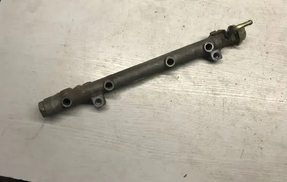 Mazda 626 Fuel main line pipe