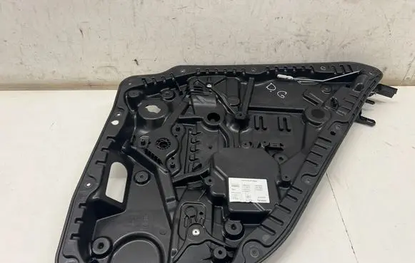 Mercedes-Benz GLE W167 Rear window lifting mechanism without motor A0998200283 A0997602202 A1675407527