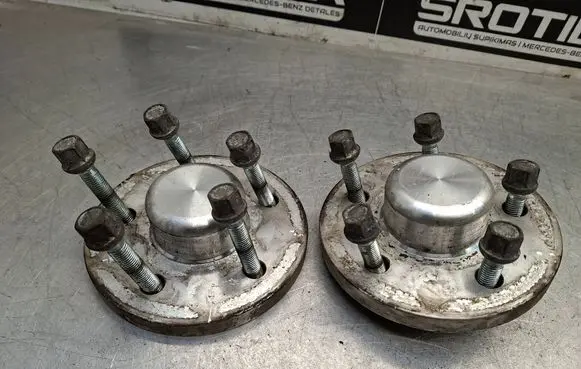 Mercedes-Benz E W211 Wheel spacers