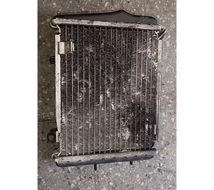 Audi A4 S4 B6 8E 8H Coolant radiator 8E0121212J
