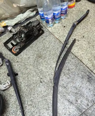 BMW 3 E46 Windshield/front glass wiper blade 
