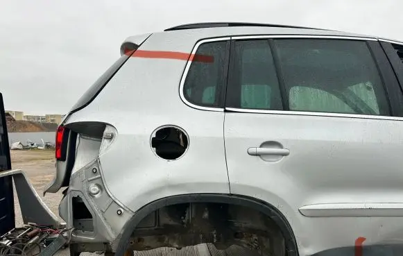 Volkswagen Tiguan Rear quarter panel 