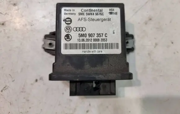 Skoda Octavia Mk2 (1Z) Light module LCM 5M0907357C 5WK49076C 1306201200082053