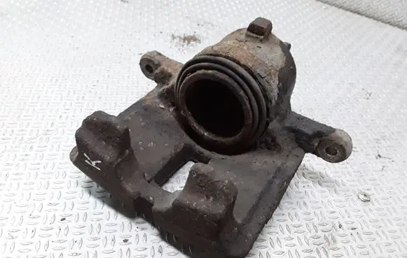 Nissan Primera Front brake caliper
