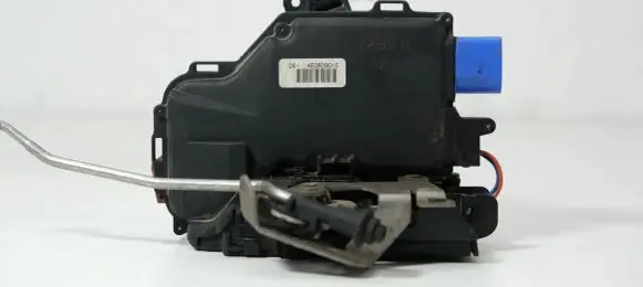 Audi A8 S8 D3 4E Rear door lock 4E0839016
