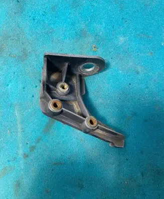 Jaguar XF Fender mounting bracket GX6316291AB T2H1316